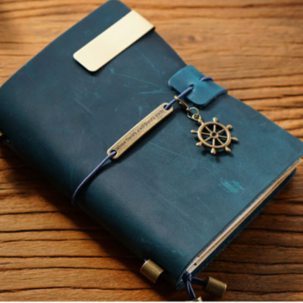 Sổ Da Bò Khóa Dây Viền Trơn Handmade Cao Cấp - SO019 MyChapter Notebook